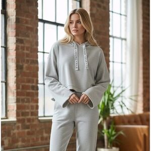 Kendall + Kylie XL NWT Cropped Hoodie French Terry Loose Wide Sl. Heather Gray